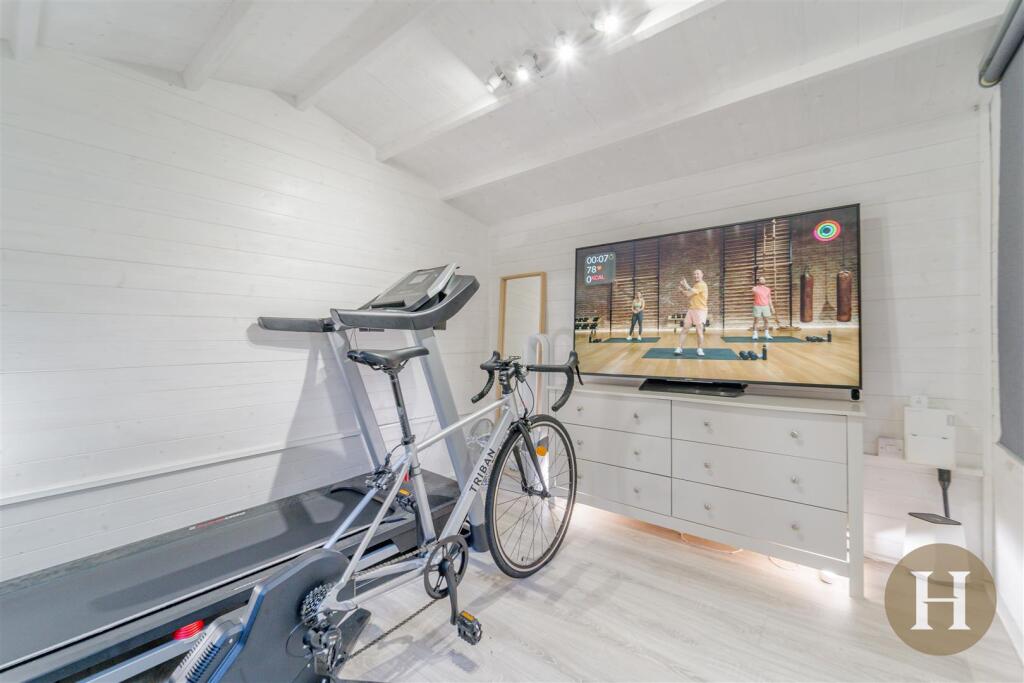 Additional image 32 of Kesteven Close, Edgbaston, Birmingham, B15