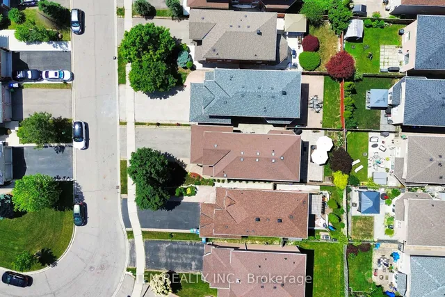 Additional image 48 of 851 Clemens Cres