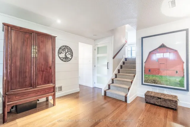 Additional image 27 of 2217 Lancaster Cres