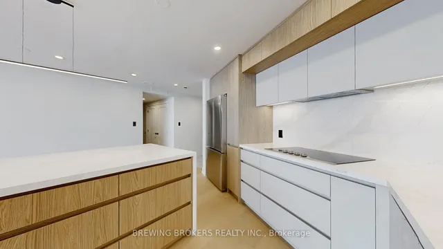 Additional image 9 of 85 Skymark Dr Unit 501