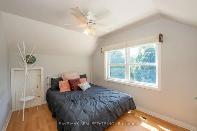 Additional image 20 of 69 Eldomar Ave