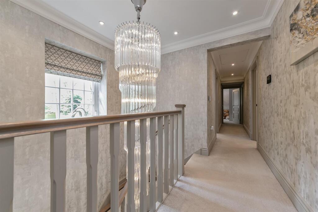 Additional image 18 of Bishops Road, Tewin, Welwyn