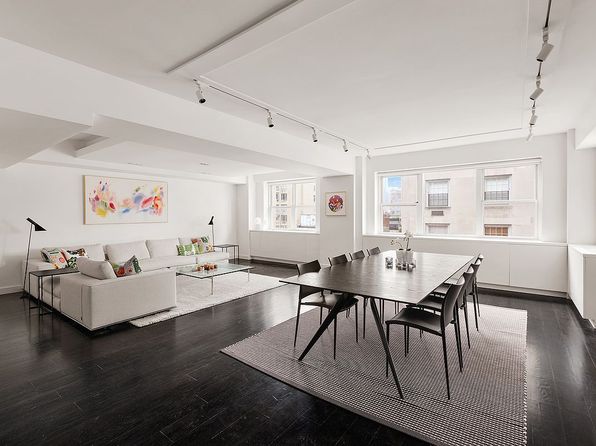 923 5th Ave, New York, NY 