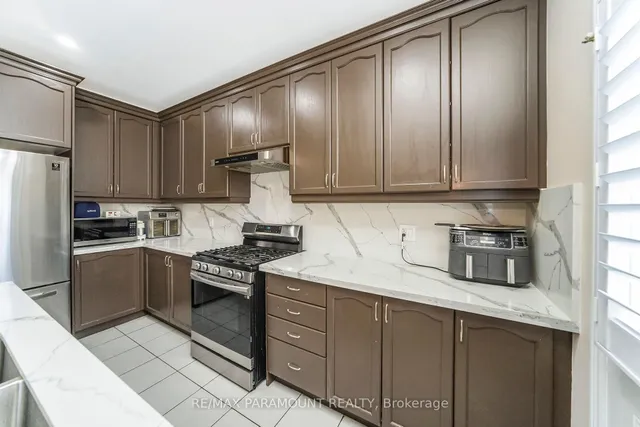 Additional image 7 of 11 Moonland Rd