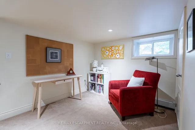 Additional image 37 of 154 Dalewood Cres