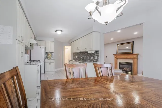 Additional image 12 of 42 Hillgarden Dr