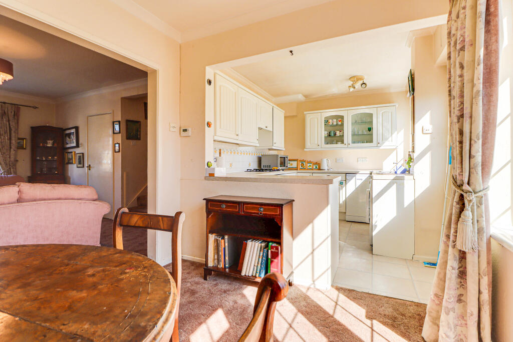 Additional image 8 of The Danes, Park Street, St Albans, AL2