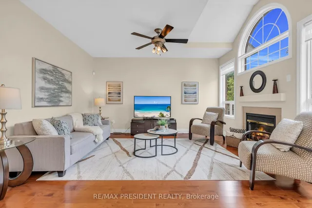 房产图片 19 - 670 Irving Terr