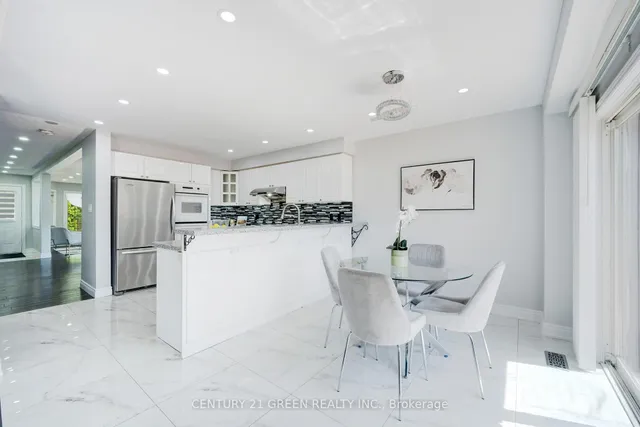 Additional image 16 of 62 Four Seasons Circ