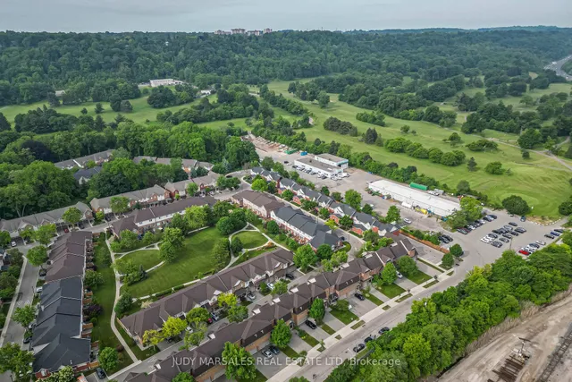 Additional image 37 of 100 Beddoe Dr Unit 21