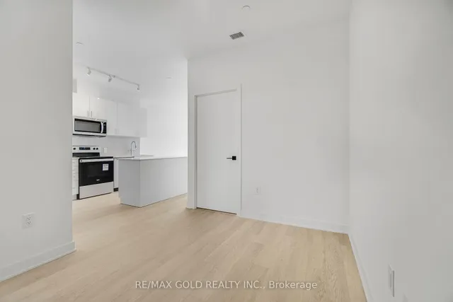 Additional image 26 of 2782 Barton St Unit 803