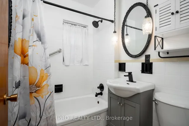 Additional image 22 of 96 Woodycrest Ave