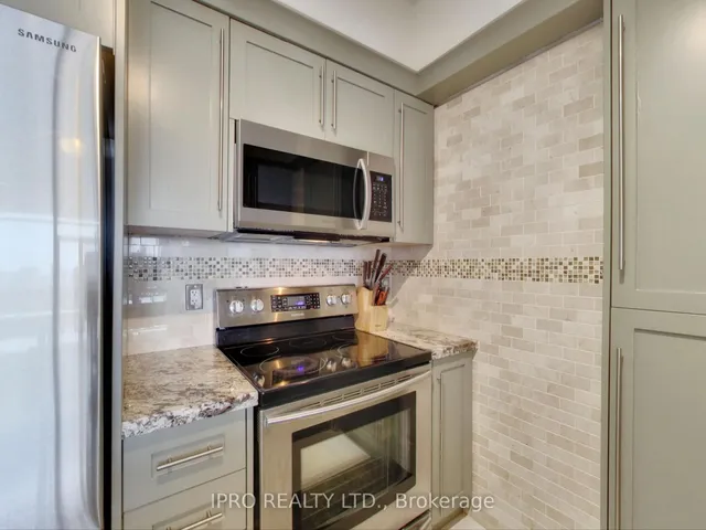 Additional image 14 of 61 Heintzman St Unit 1603