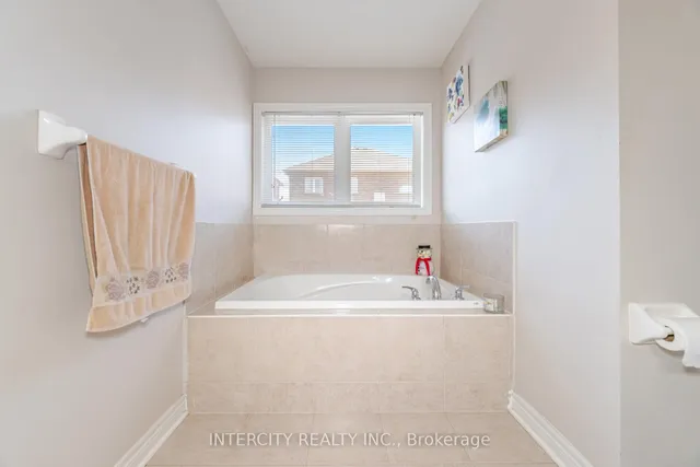 Additional image 25 of 30 Pape Dr