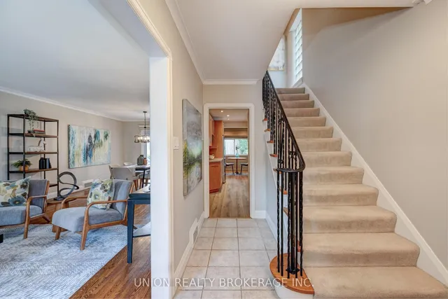 Additional image 2 of 16 Fallingbrook Rd