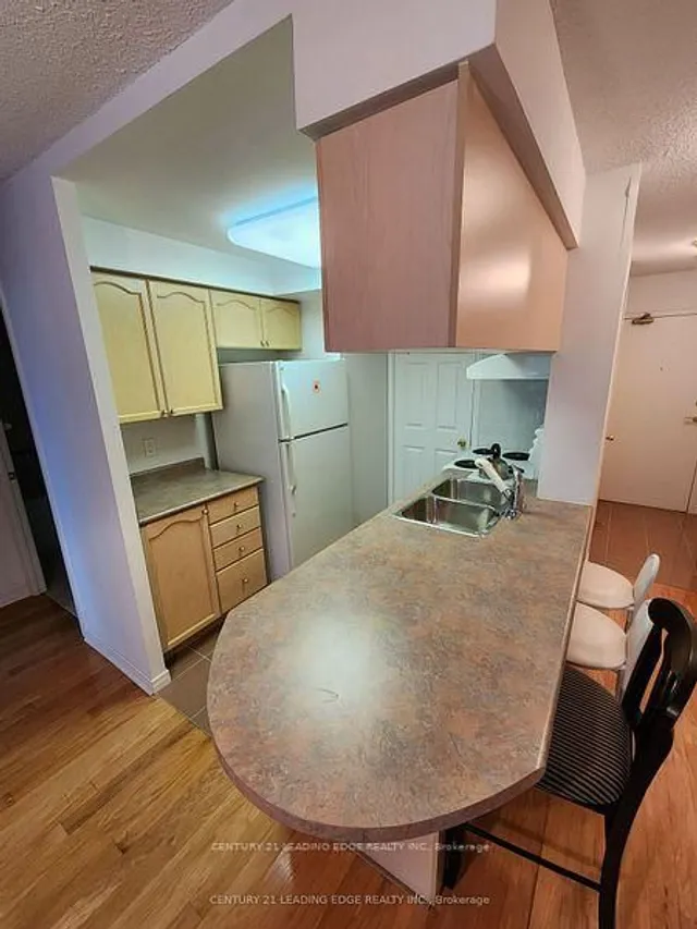 Additional image 7 of 8 Hillcrest Ave Unit 703