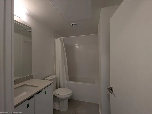 Additional image 19 of 55 Duke St Unit 2106