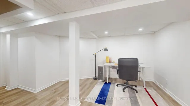 Additional image 40 of 2 Dawson Cres