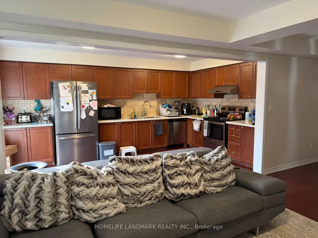 Additional image 4 of 1588 Gainer Cres