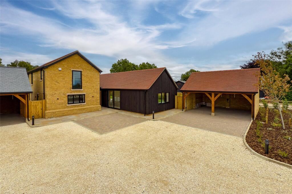 Poplars House, Kennel Lane, Kinsbourne Green, Harpenden, Hertfordshire, AL5