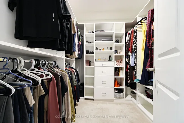 Additional image 30 of 450 Brisdale Dr