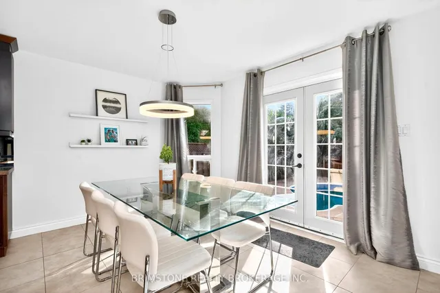 Additional image 34 of 7 Banington Cres