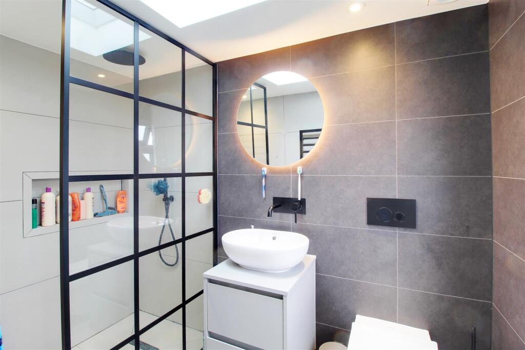 Additional image 23 of Huggins Lane, Welham Green