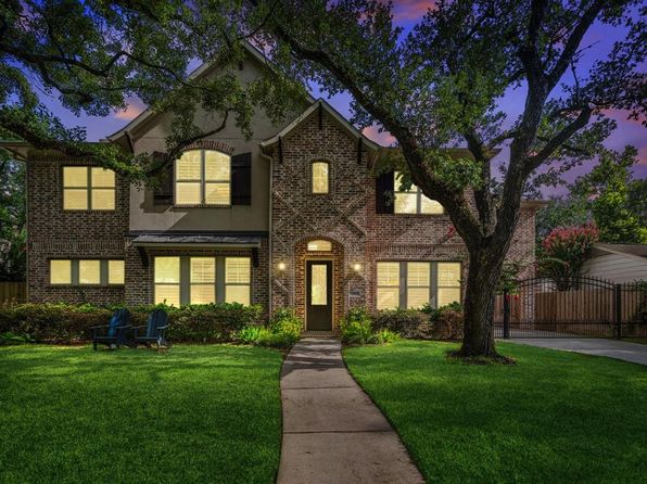 12619 Trail Hollow Dr, Houston, TX 77024
