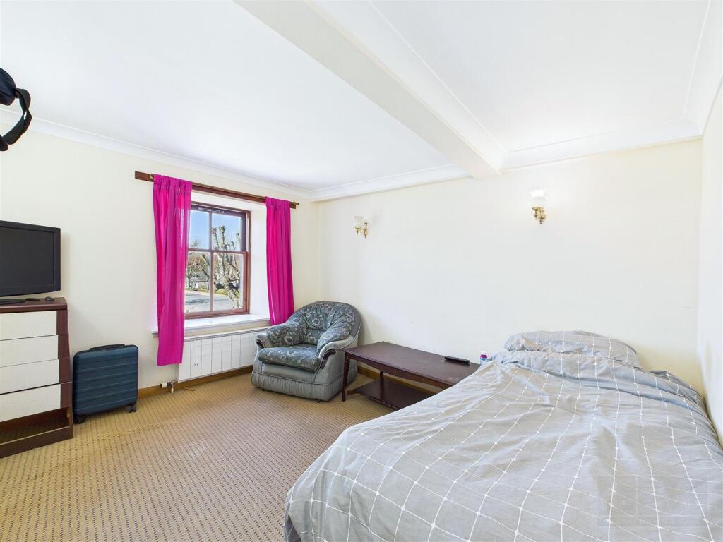 Additional image 20 of The Clockhouse Restaurant & 2 Apartments, The Square, Tomintoul