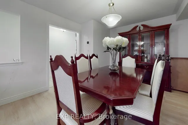 房产图片 39 - 95 Decker Hollow Circ