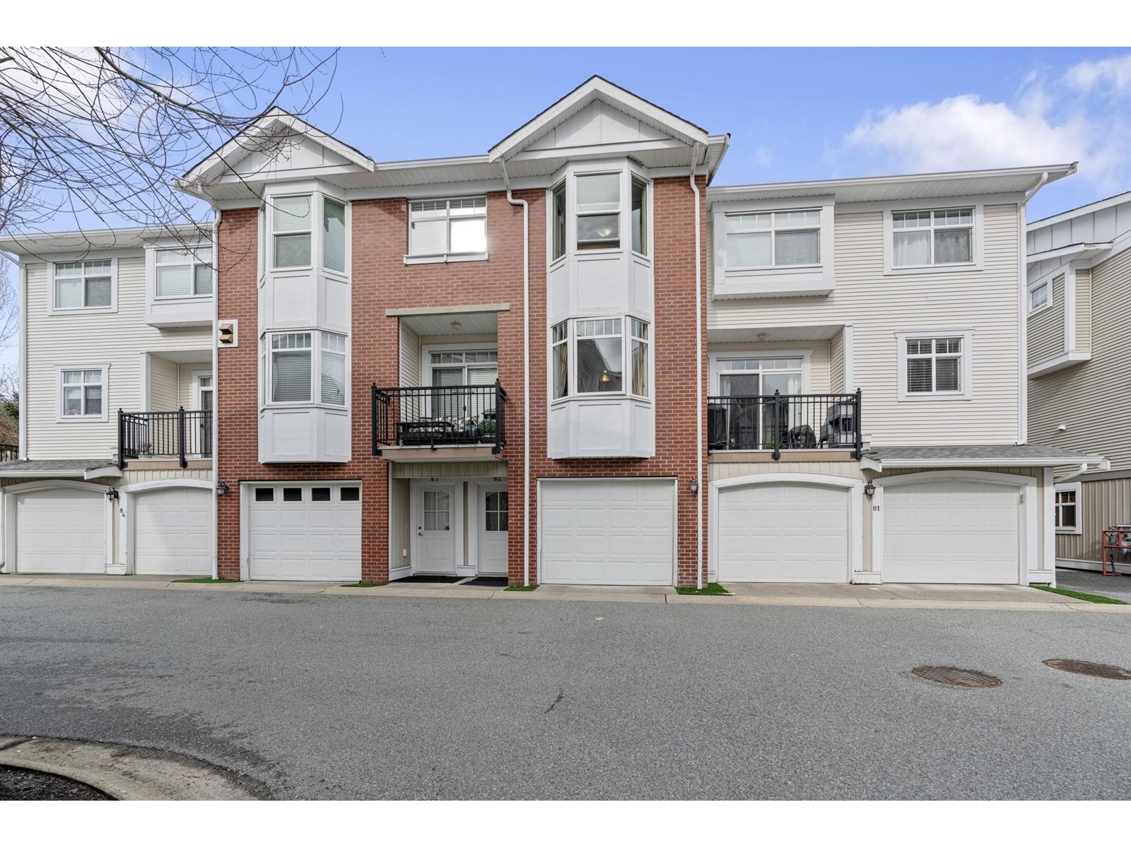 82 19551 66 AVENUE|Surrey, British Columbia V4N0Z5