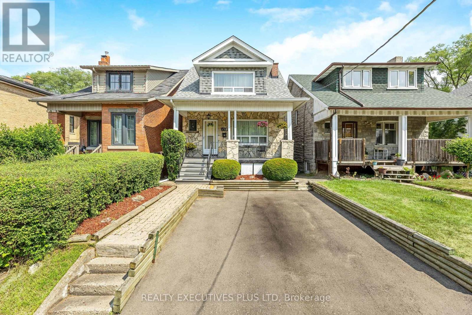 Property image for 118 ALDER CRESCENT|Toronto (Long Branch), Ontario M8V2H8