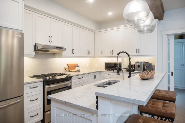 Additional image 16 of 10761 Guelph Line