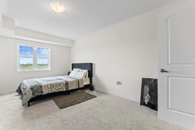 Additional image 40 of 24 Wainwright Dr