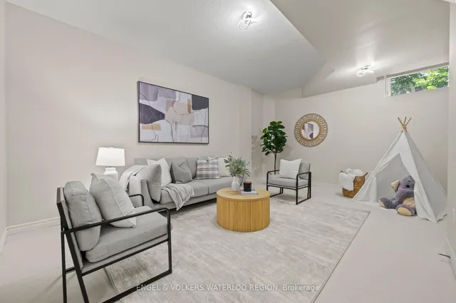 Additional image 37 of 199 St Leger St