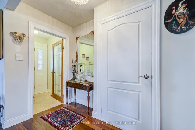 Additional image 9 of 9 Thane Crt