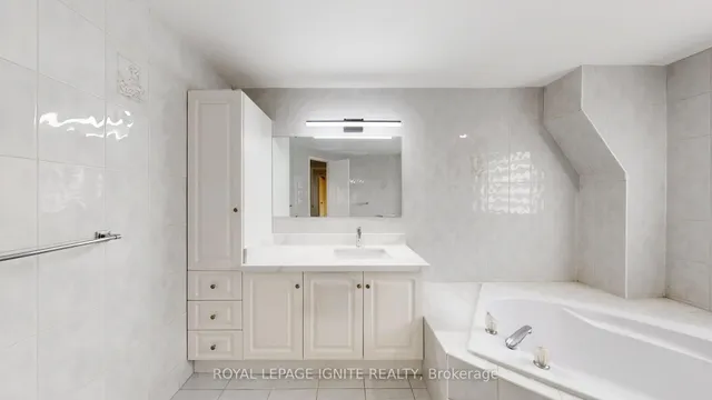 Additional image 19 of 18 Littleborough Crt