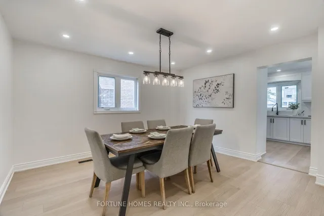 Additional image 8 of 31 Ortona Dr