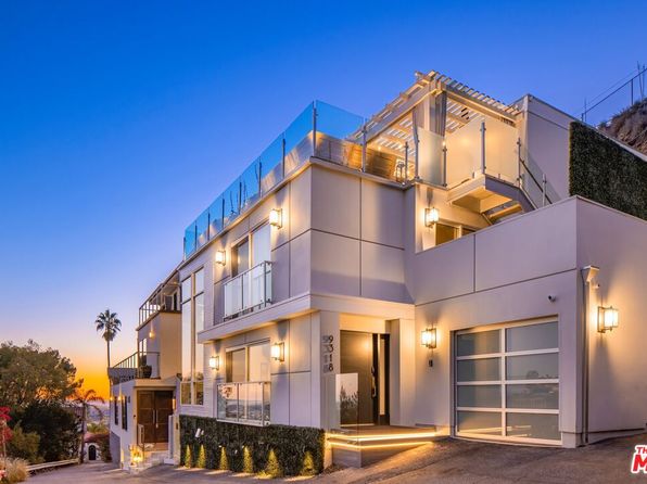 9318 Warbler Way, Los Angeles, CA 90069