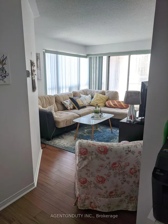 Additional image 19 of 909 Bay St Unit 607