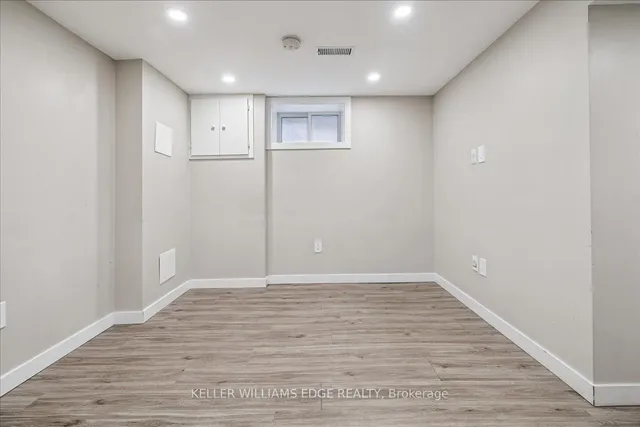 Additional image 33 of 61 Bond St