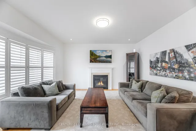 Additional image 14 of 34 Royal Links Circ