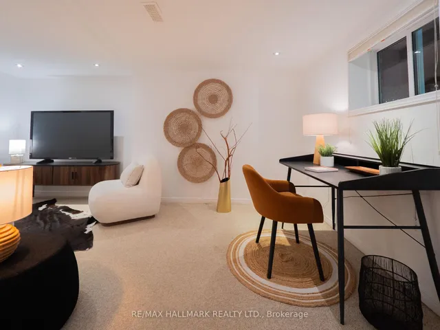 Additional image 37 of 51 Bain Ave