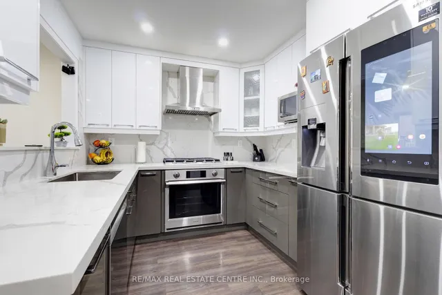 Additional image 7 of 11 Hoover Rd