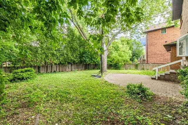 Additional image 25 of 23 Lawnview Dr