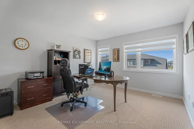 Additional image 28 of 19 Welch Lane