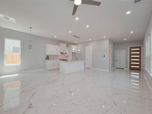 8636 Allwood St, Houston, TX 77016