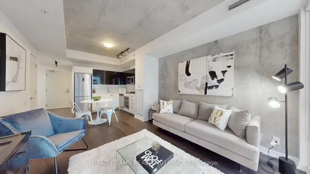 Additional image 6 of 39 Brant St Unit 518