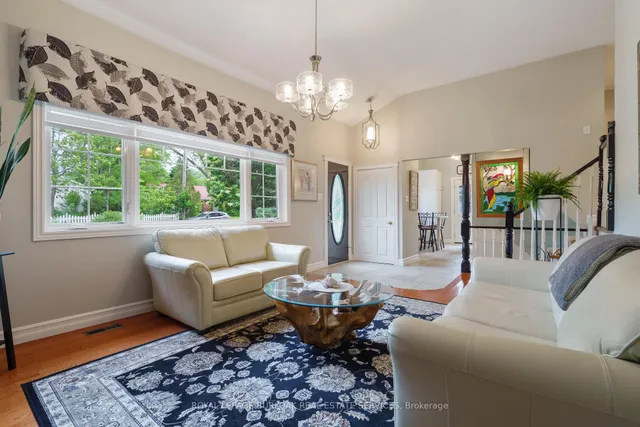 房产图片 3 - 290 Kent Cres