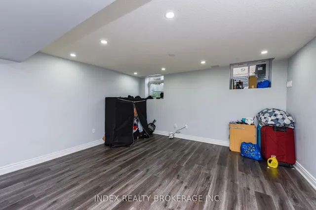 Additional image 37 of 33 Portstewart Cres